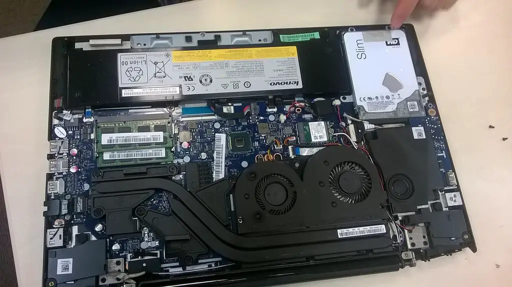 lenovo-laptop Programmers Should Use SSD - Change HDD of Lenovo Laptop to 1TB SSD Samsung hardware 