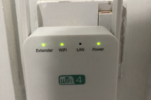 Does WIFI Extender Boost Wireless Signal? How to Fix Slow WIFI?